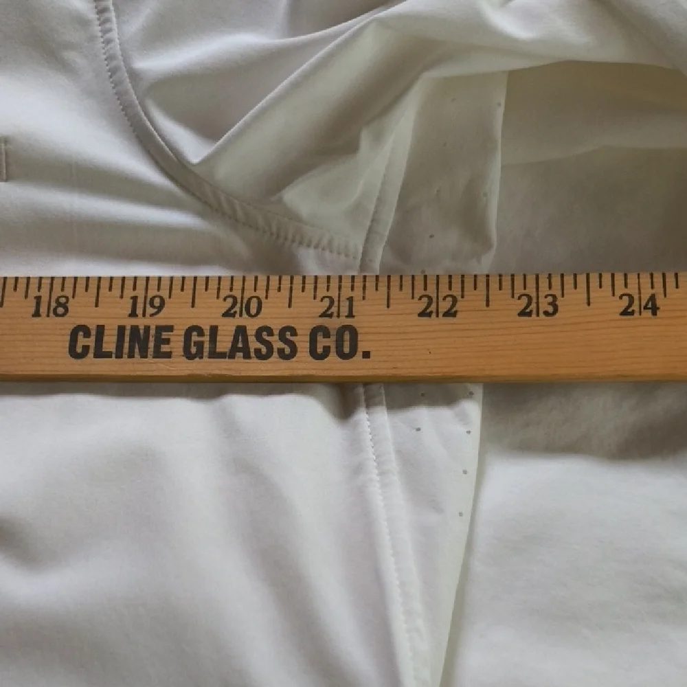 Athleta Urbanite Top 2.0 White Size L - Picture 6 of 8